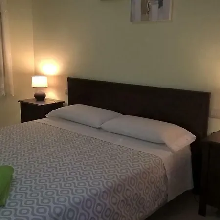 Apartman Apartamento Los Rosales *
